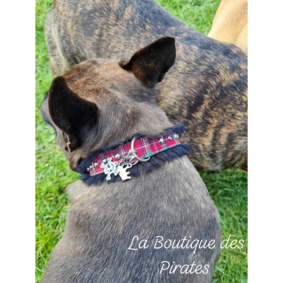 COLLIER GOTHIQUE POUR BOULEDOGUE