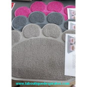 TAPIS 2 GAMELLES PATTES BOULEDOGUE