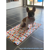 TAPIS RAFRAICHISSANT FRUIT BOULEDOGUE